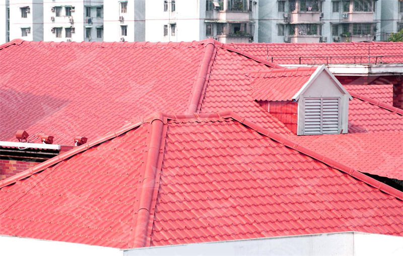 探讨合成树脂瓦的致命缺陷：美丽与脆弱并存